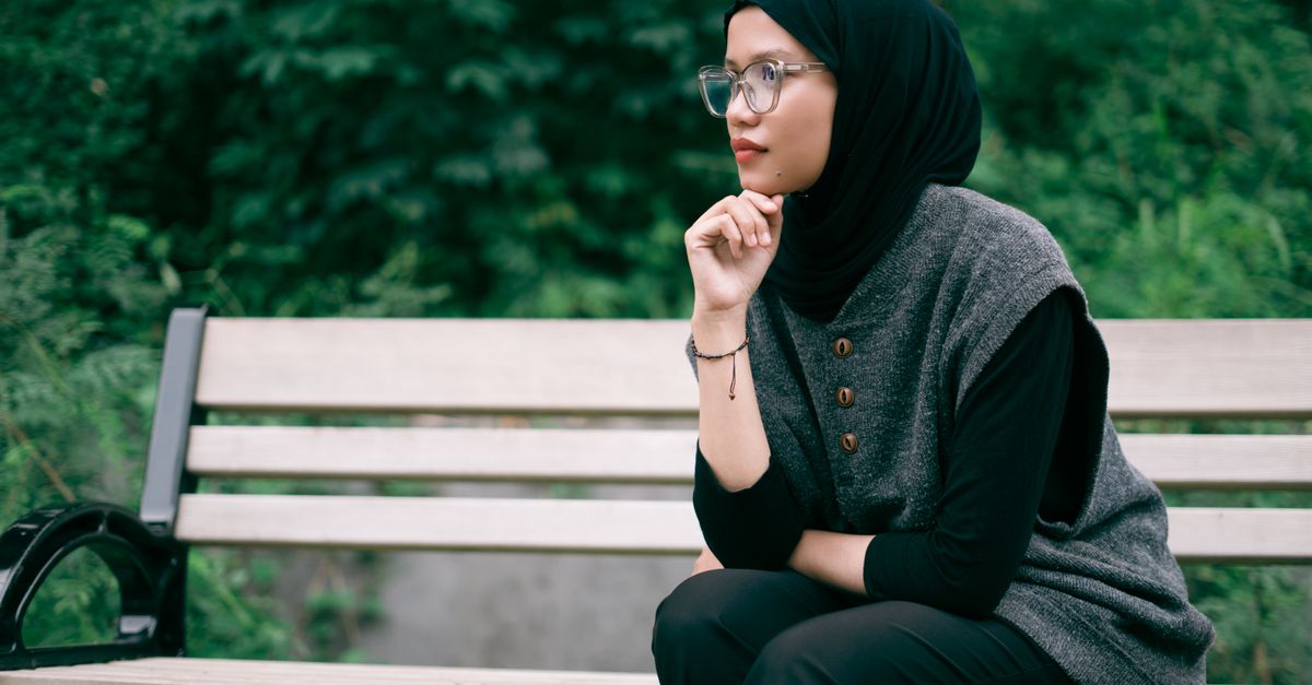 Implantation Bleeding How Many Days, and Why Nobody Agrees